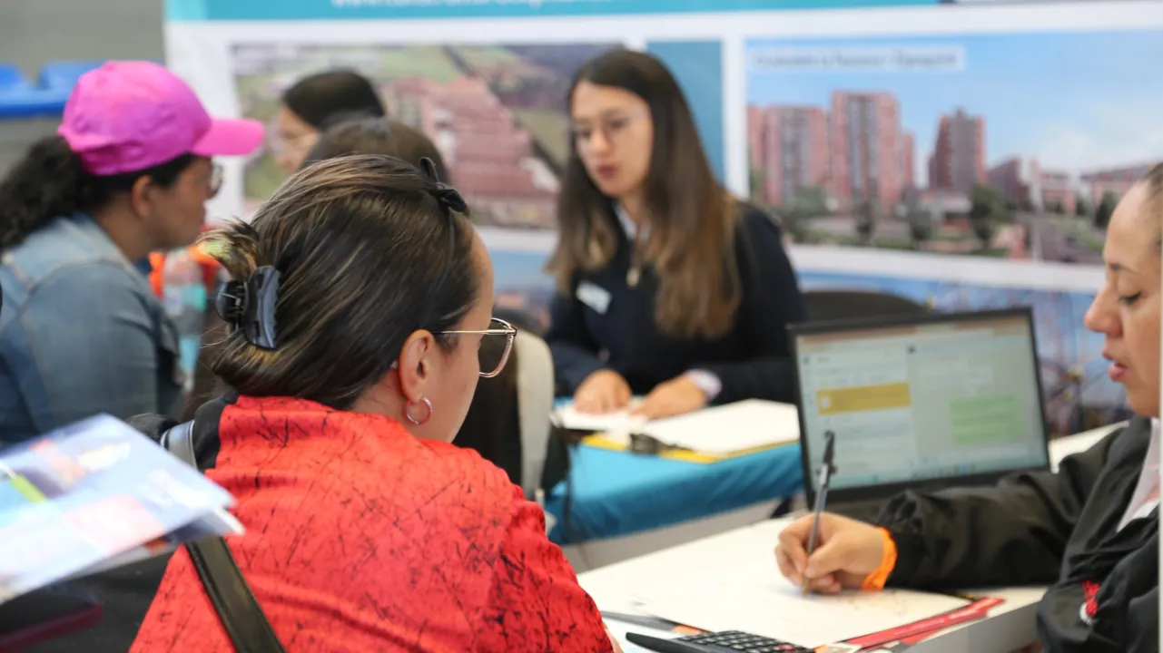 Toma de las salas de ventas